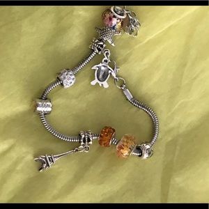 Bracelet from Paris & Paris bag holder or hanger on the go